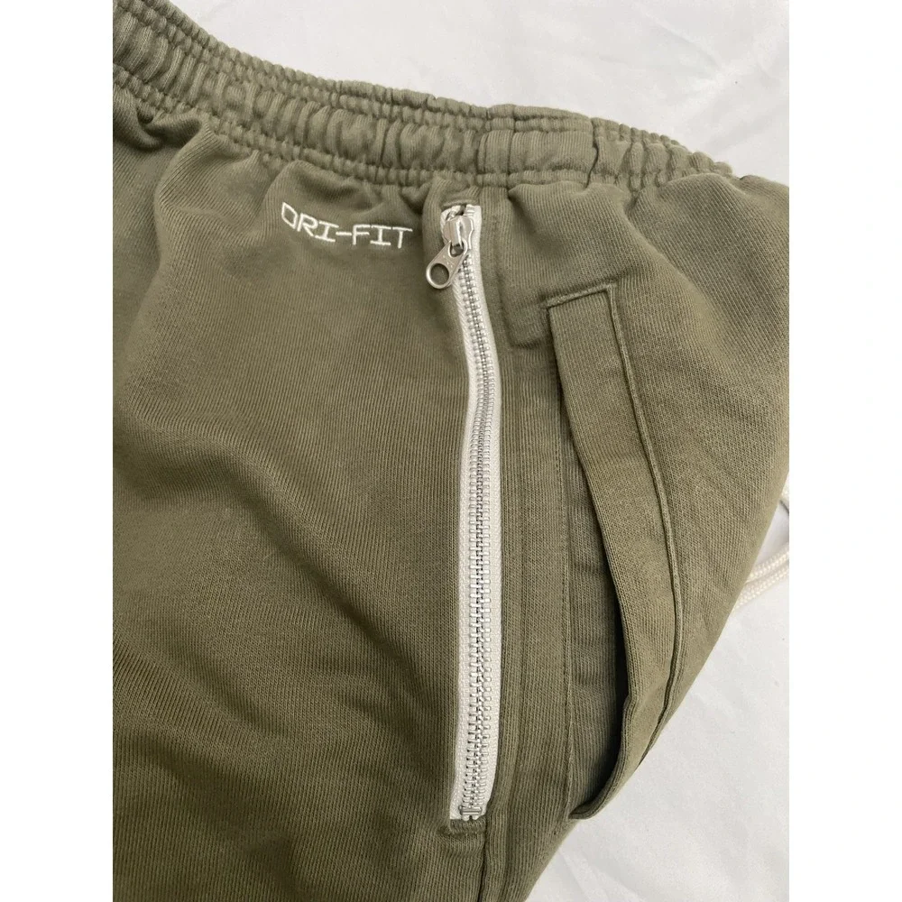 Nike Dri-FIT Standard Issue Pants Men's XXL Green Joggers Sweatpants CK6365-010